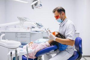 5 Signs You Need A Professional Dental Cleaning Today By An Italian Dentist In Dubai