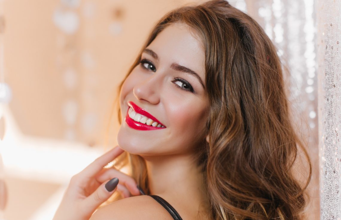EVERYTHING YOU NEED TO KNOW ABOUT THE HOLLYWOOD SMILE PROCEDURE